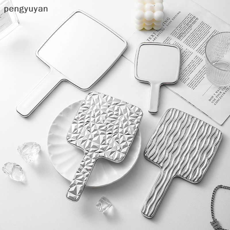 1 Gương Trang Điểm Cầm Tay Hình Vuông Kích Thước Lớn Dành Cho Nữ