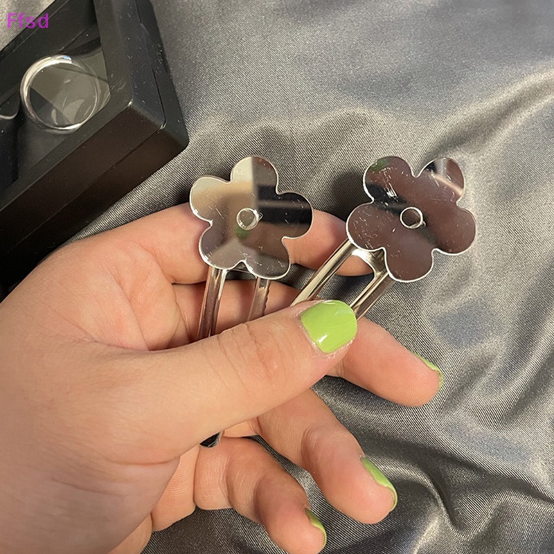 Kẹp Tóc Hình Hoa / Bướm Bằng Kim Loại Tráng Gương Acrylic Màu Bạc Thời Trang Dự Tiệc Y2K