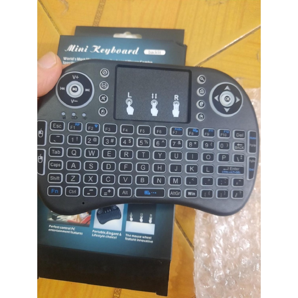 Chuột Bay Kiêm Bàn Phím Không Dây UKB500 i8 Cho Smart Tivi & Android Box, dùng pin AAA, có đèn led 7 màu