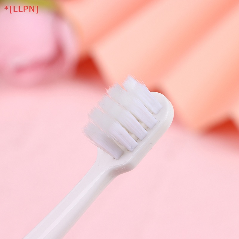 Bàn Chải Đánh Răng Lông Mềm Hình Hoạt Hình Màu Sắc Ngẫu Nhiên Cho Bé Trai