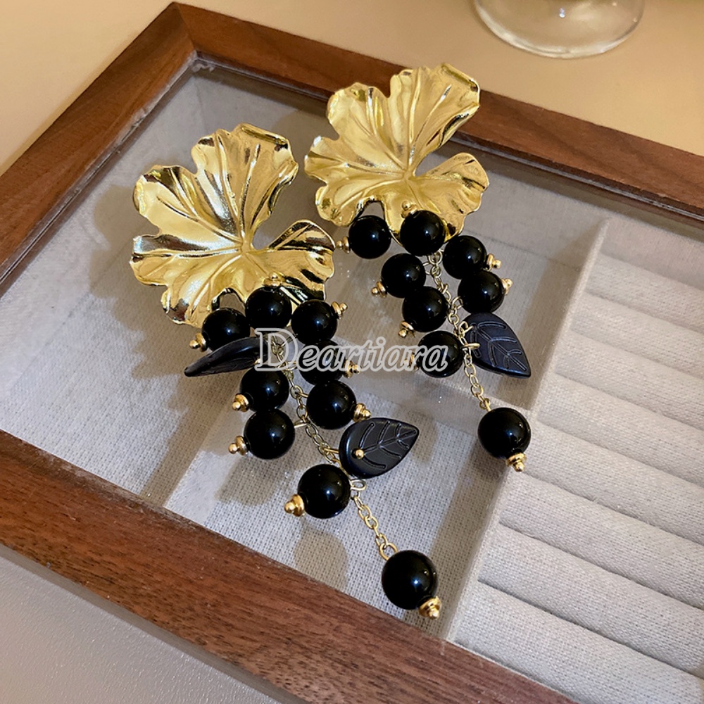 Bông Tai Thiết Kế Hoa Nhỏ Đính Pha Lê Đen Thời Trang Sang Trọng