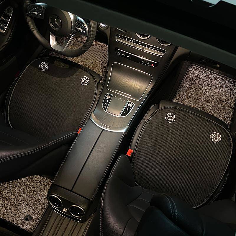 Car Cushion Single Piece Ice Silk Cooling Mat for Summer Ventilation Breathable Rear Seat Cushion Four Seasons Universal for Girls tOIH