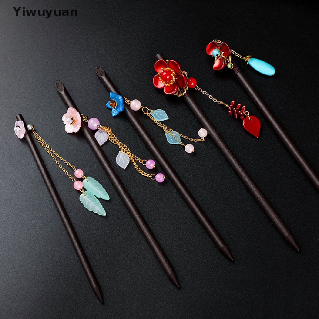 Trâm Cài Tóc Bằng Gỗ Hình Hoa Phong Cách Trung Quốc Cổ Điển Cho Nữ