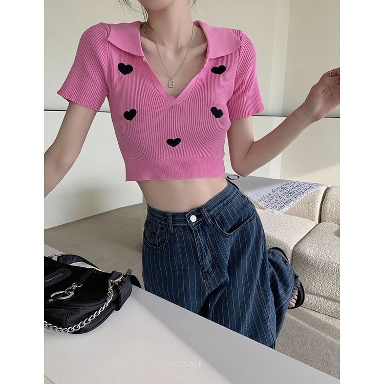 Áo Croptop Dệt Kim Tay Ngắn Cổ Chữ V In Họa Tiết Trái Tim Phong Cách Hàn Quốc Thời Trang Cho Nữ