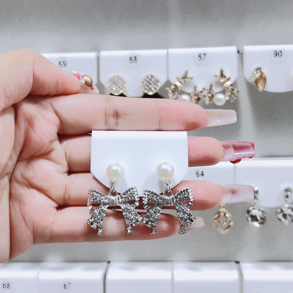 Bông tai hình chiếc nơ nhỏ nhắn , khuyên tai phong cách hàn quốc cá tính sang chảnh