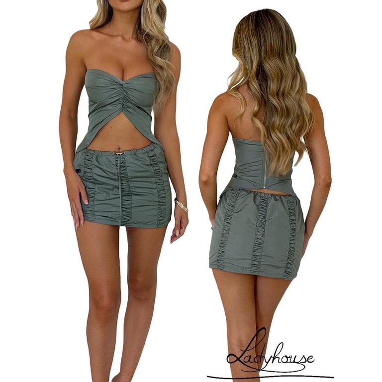 Set Đồ Mùa Hè 2 Món Gồm Áo Không Tay Trễ Vai Màu Xám + Chân Váy Dây Rút Mini Cho Nữ