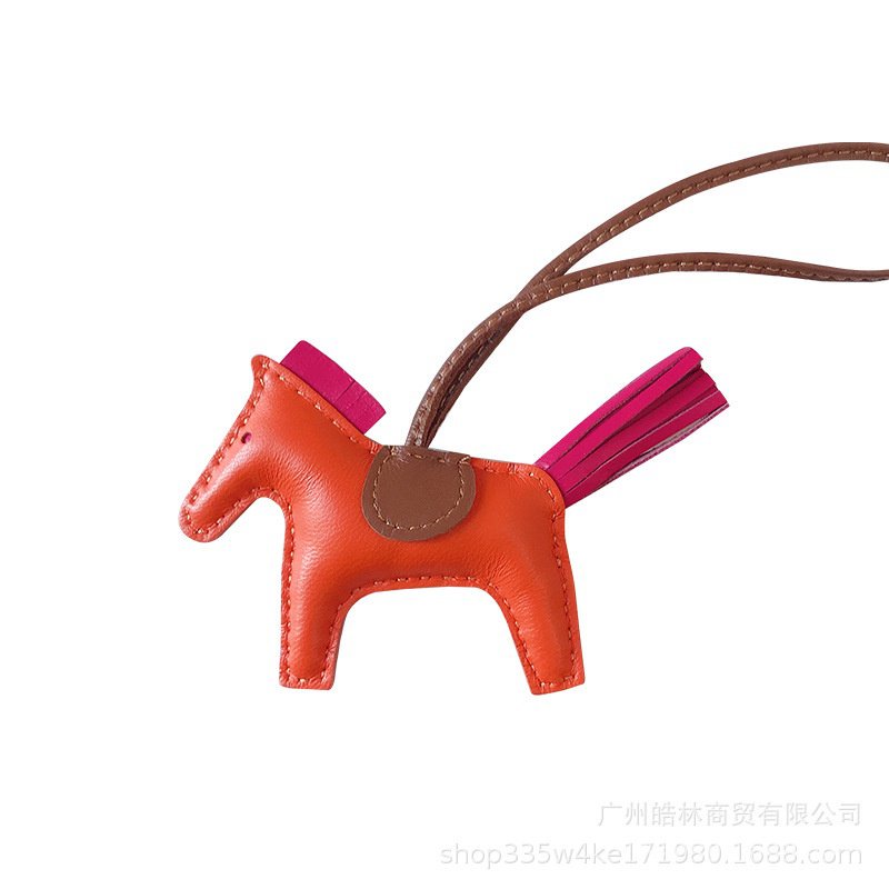 Móc Khóa Da Cừu Bạch Kim Khâu Tay Hình Ngựa Pony Quyến Rũ Sáng Tạo Cho Xe Hơi