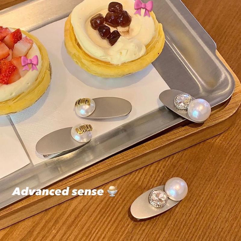 Kẹp Tóc Mỏ Vịt Đính Ngọc Trai Phong Cách Mới 2023