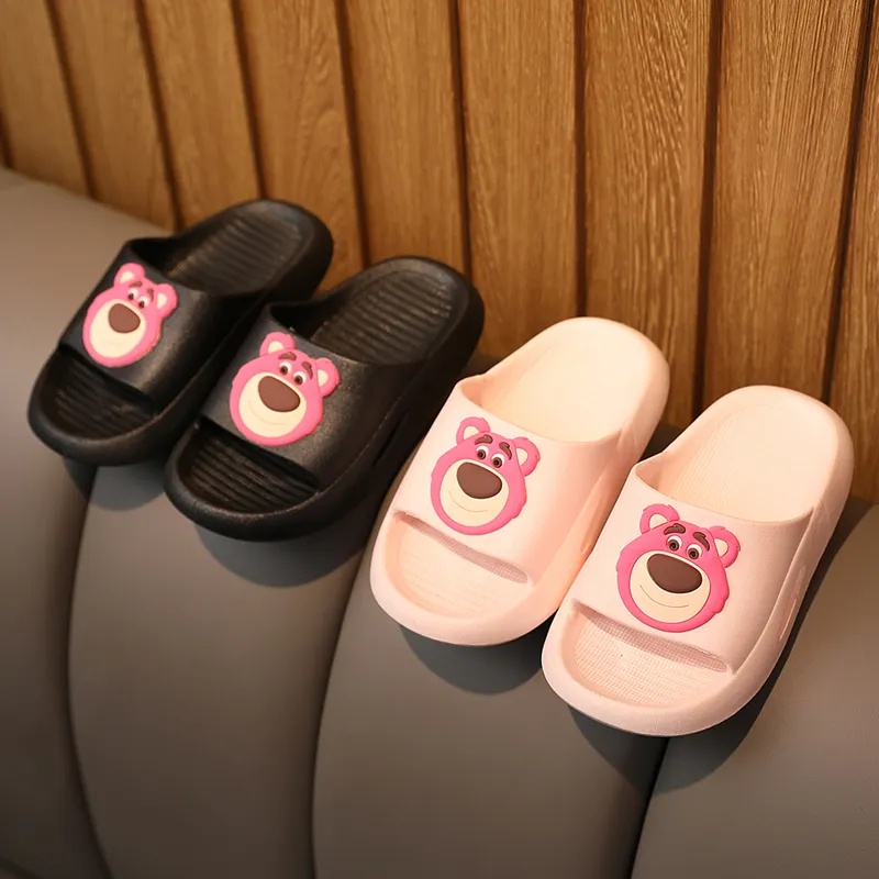 Dép Đi Trong Nhà Tắm Đế Mềm Chống Mùi Chống Trượt Hình Gấu Dâu Tây Hoạt Hình Dễ Thương Dành Cho Bé Trai Và Bé Gái
