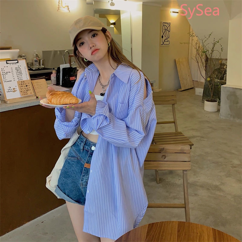 Áo Sơ Mi Dài Tay Trễ Vai Họa Tiết Kẻ Sọc Phong Cách Hàn Quốc