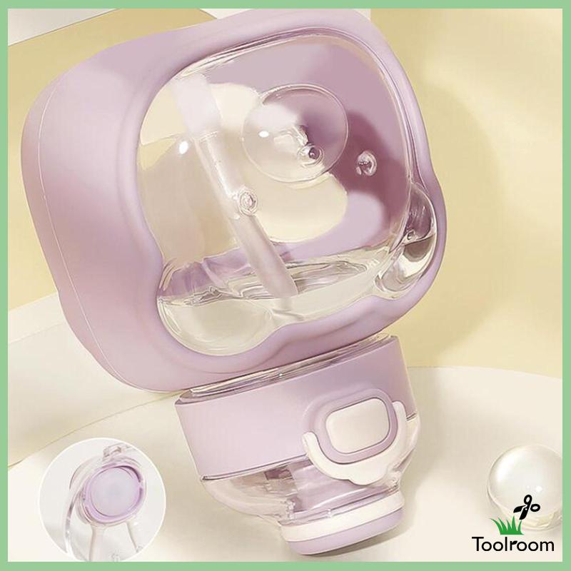 Bình Nước 1L Hình Gấu Dễ Thương Kèm Ống Hút Tiện Dụng Cho Văn Phòng / Thể Thao