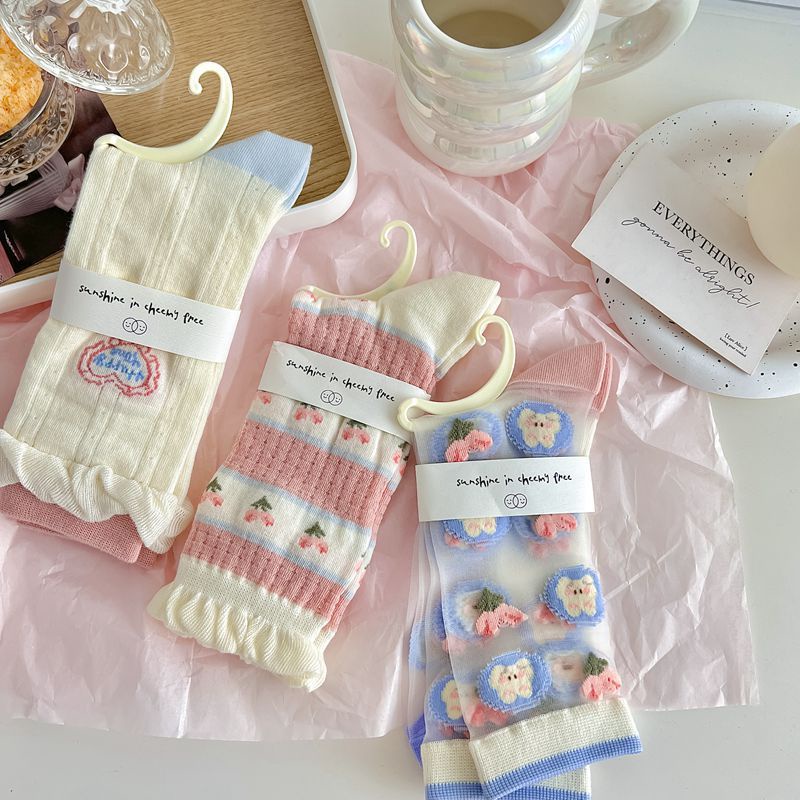 Tất Lửng Họa Tiết Thỏ Và Hoa Dễ Thương Phong Cách Nhật Bản Thời Trang Xuân Hè Cho Nữ