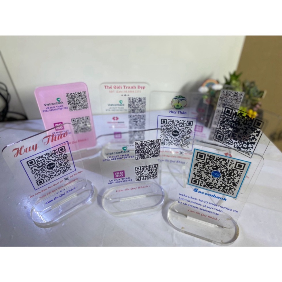 Bảng quét mã QR CODE để bàn bằng mica bền đẹp chất lượng cao cấp, bảng quét mã ngân hàng (thời gian in siêu tốc)