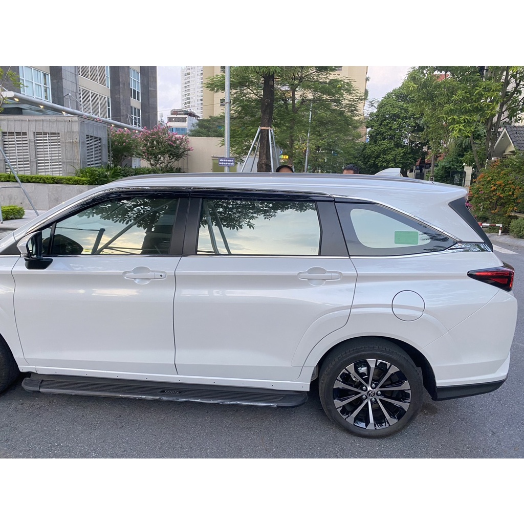 Vè che mưa Avanza 2022  Vè che mưa, viền che mưa xe Toyota Avanza 2022 loại chỉ INOX cao cấp 6 chi tiết