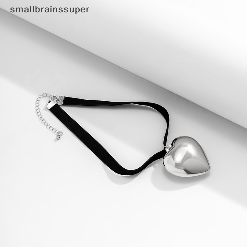 Vòng Cổ Choker Dây Nhung Đen Mặt Trái Tim Lớn Có Thể Điều Chỉnh Kích Thước SBS