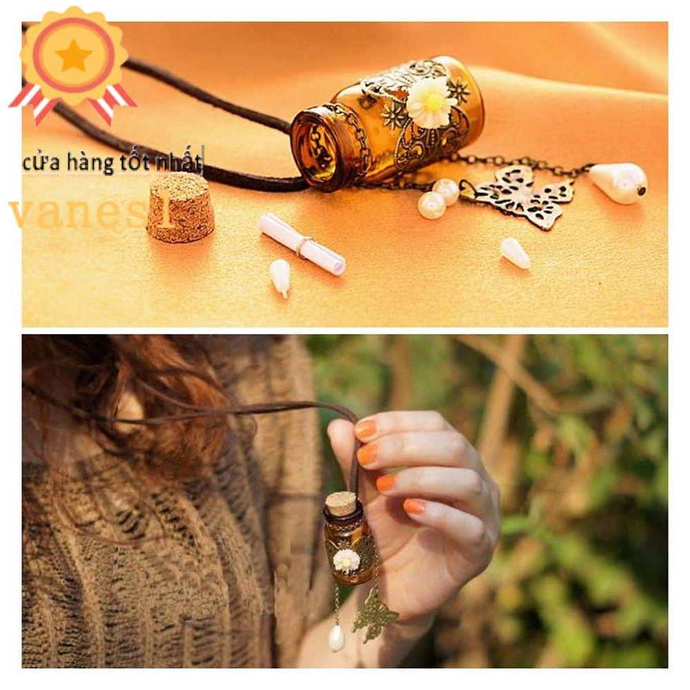 Vòng cổ Da Dài Phối Mặt Dây Hình Hoa Cúc Và Bướm VANES1