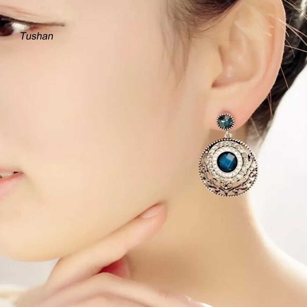 Đôi Khuyên Tai Tròn Đính Đá Phong Cách Retro Thời Trang Cho Nữ