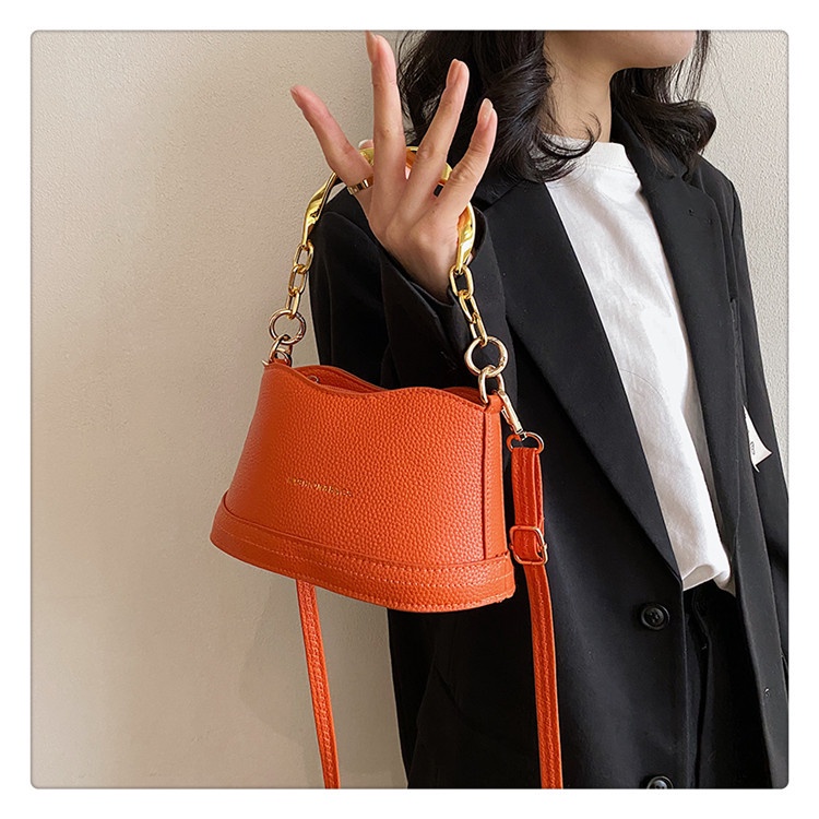 Túi Đeo Chéo Mini Phối Dây Đeo Sợi Xích Thời Trang Sang Trọng Cho Nữ