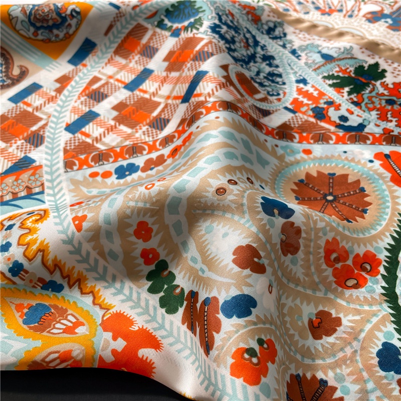 Khăn Choàng Cổ Vuông 70X70Cm Chất Liệu Lụa Họa Tiết Hình Học Thời Trang Cho Nữ