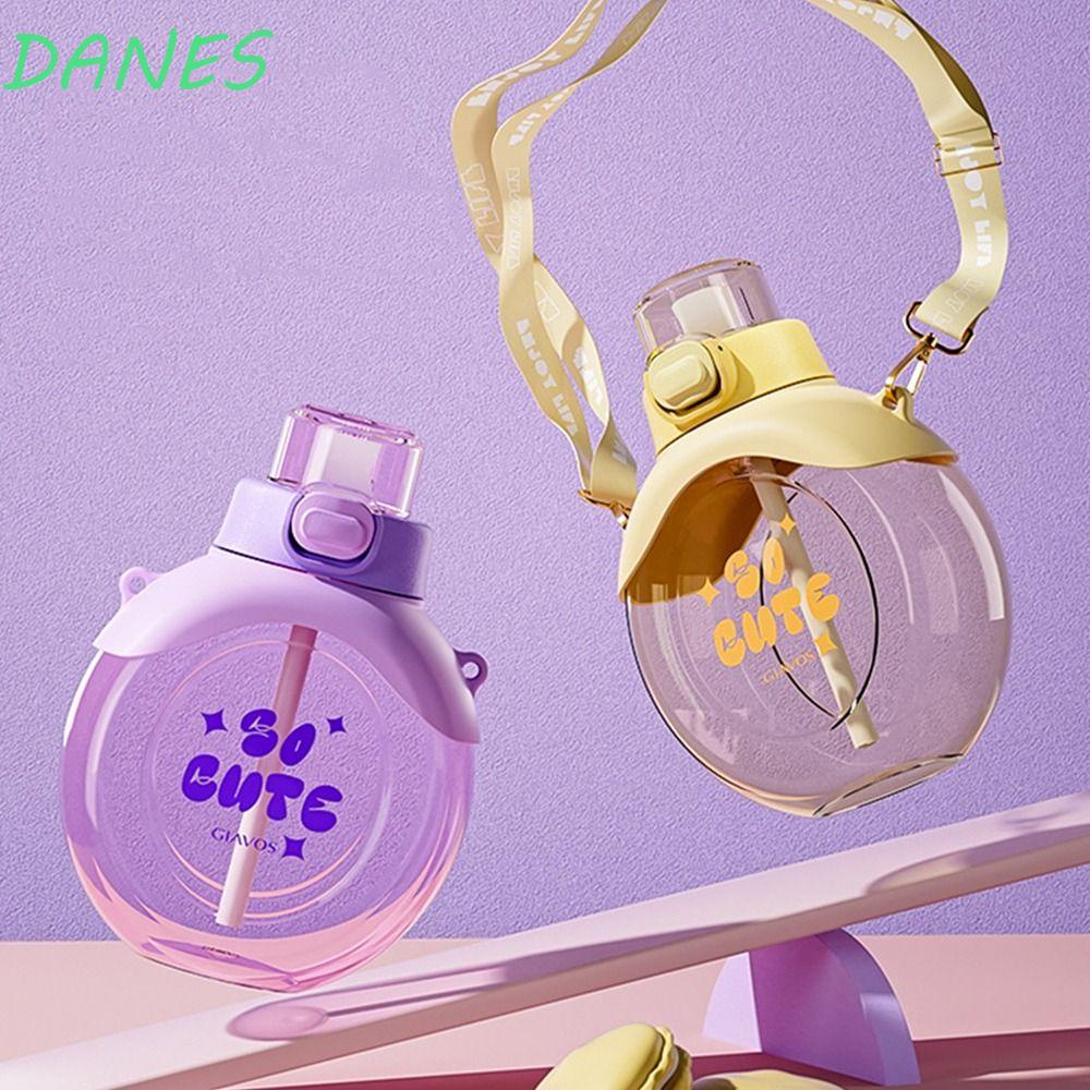 Bình Nước Hình Chú Vịt Dễ Thương Có Dây Đeo Vai Tiện Dụng Cho Bé