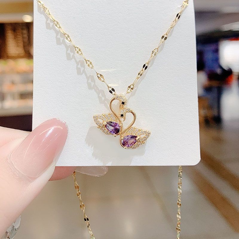 Dây Chuyền Bằng Thép Titan Cao Cấp Hình Thiên Nga Tím Sang Trọng Không Phai Màu