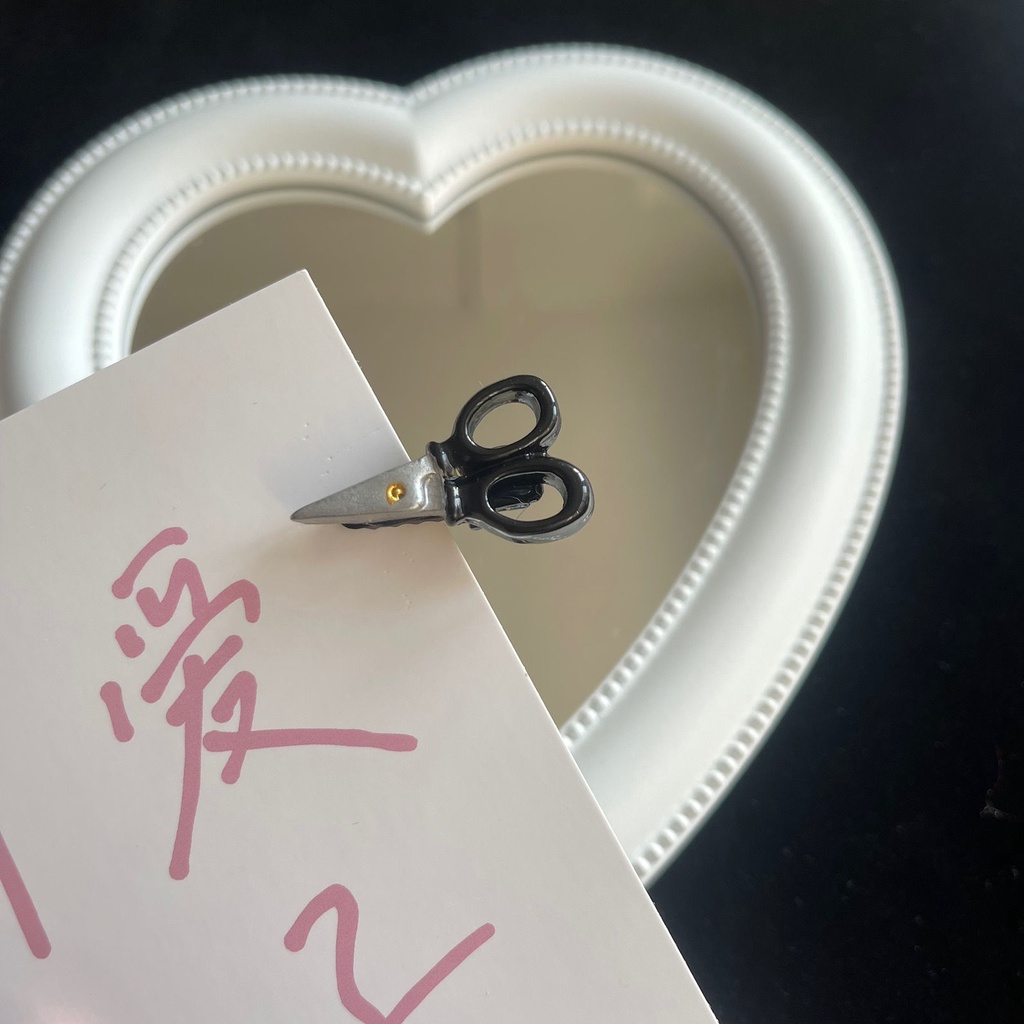 Kẹp Tóc Hình Cây Kéo / Dao Cắt Mini Dễ Thương Cho Bé