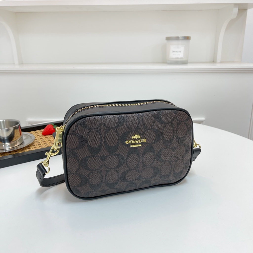COACH2339 classic Sling Bag New Boutique European And American Style Women Shoulder Sling Bag