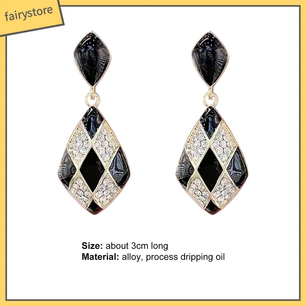 1 Đôi Bông Tai Hình Thoi Đính Đá Chống Dị Ứng Màu Sắc Tương Phản Dành Cho Nữ