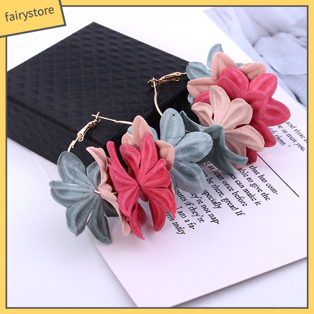 Bông Tai Hình Tròn Lớn Phối Mặt Hoa Thời Trang Cho Nữ