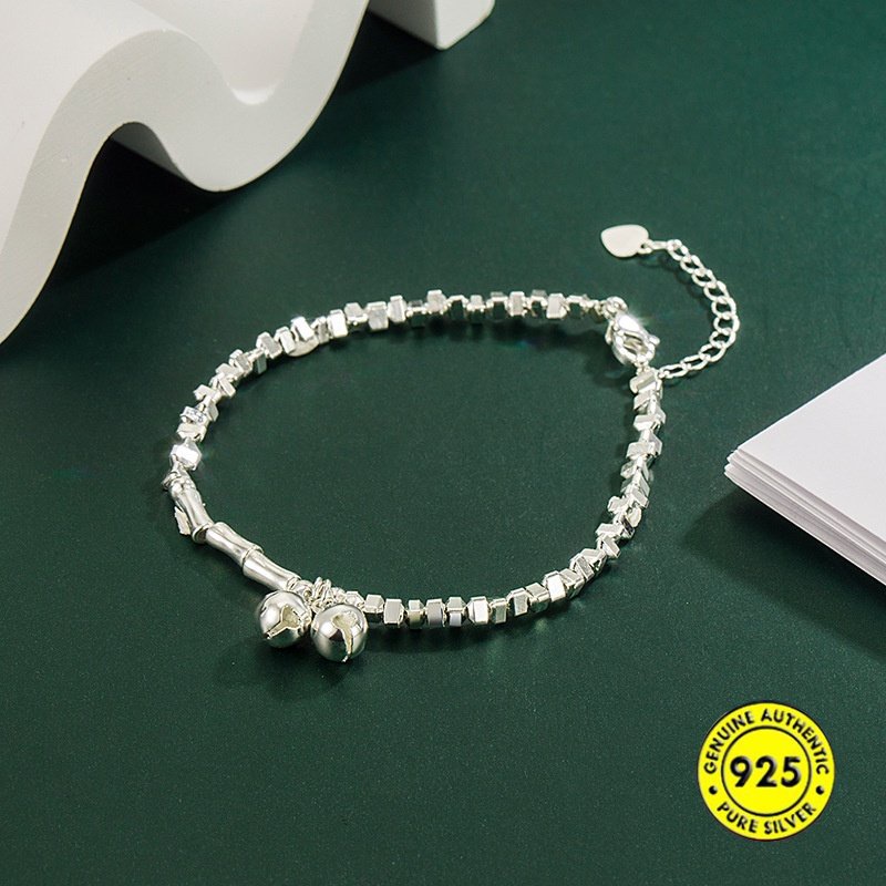 Vòng Tay Mạ Bạc 925 Đính Chuông Siêu Flash U1854