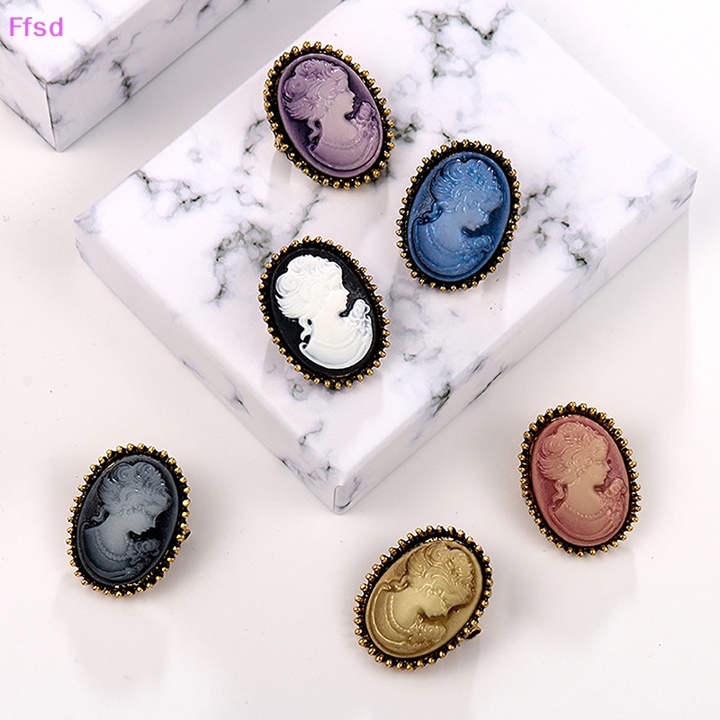 {Ffsd} Trâm Cài Áo Nữ Hoàng Đính Đá Pha Lê Lớn Bằng Kim Loại Vintage Bán Chạy *