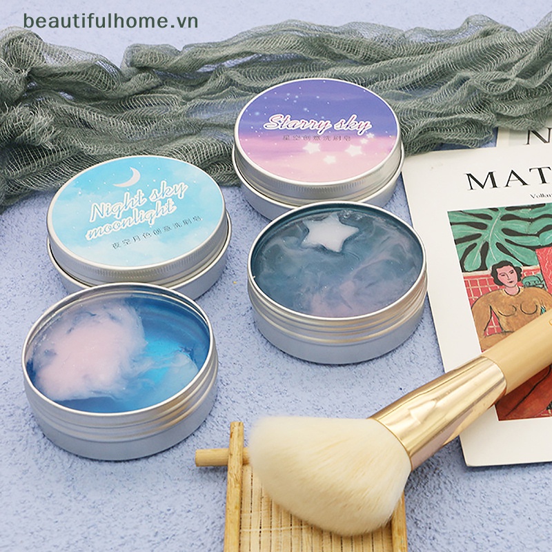 Miếng Silicone Vệ Sinh Cọ Trang Điểm Hình Mặt Trăng