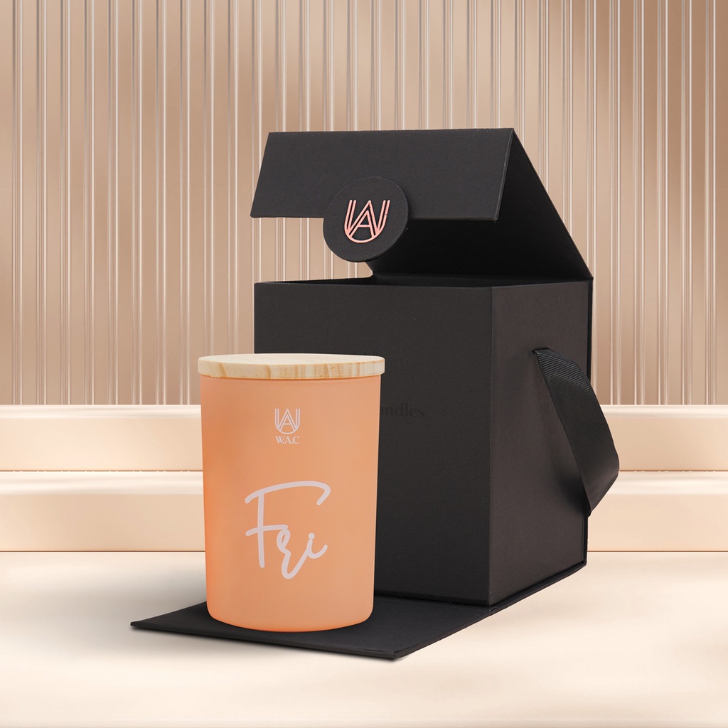 WAC - Nến thơm FRI DAY