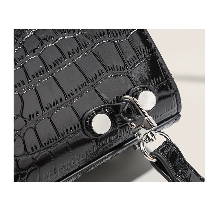 Ba Lô Đen Họa Tiết Da Cá Sấu Sức Chứa Lớn Mẫu Mới 2023 Thời Trang Cho Nữ