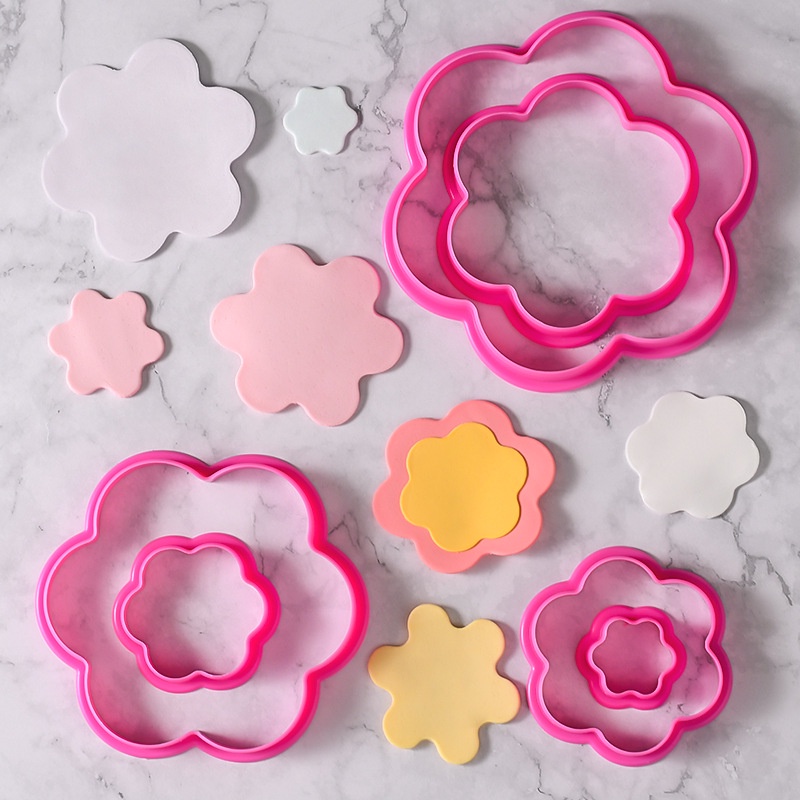 Bộ 3 / 6 Khuôn Làm Bánh Quy Hình Ngôi Sao Hoạt Hình