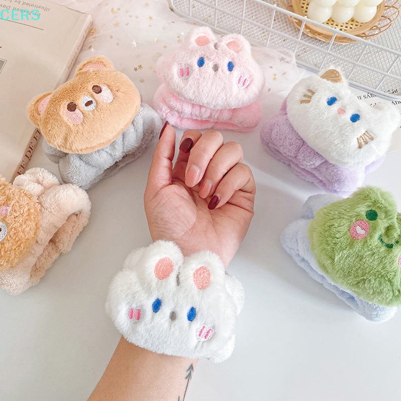 Bộ 2 Băng Đeo Cổ Tay Rửa Mặt Bằng Sợi Micro Chống Nước Chống Bẩn Họa Tiết Hoạt Hình Dễ Thương