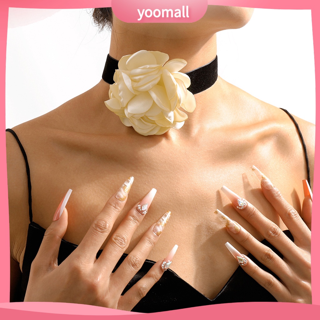 Vòng Cổ Choker Bản Rộng Họa Tiết Hoa Hồng Màu Đen Thanh Lịch Cho Nữ