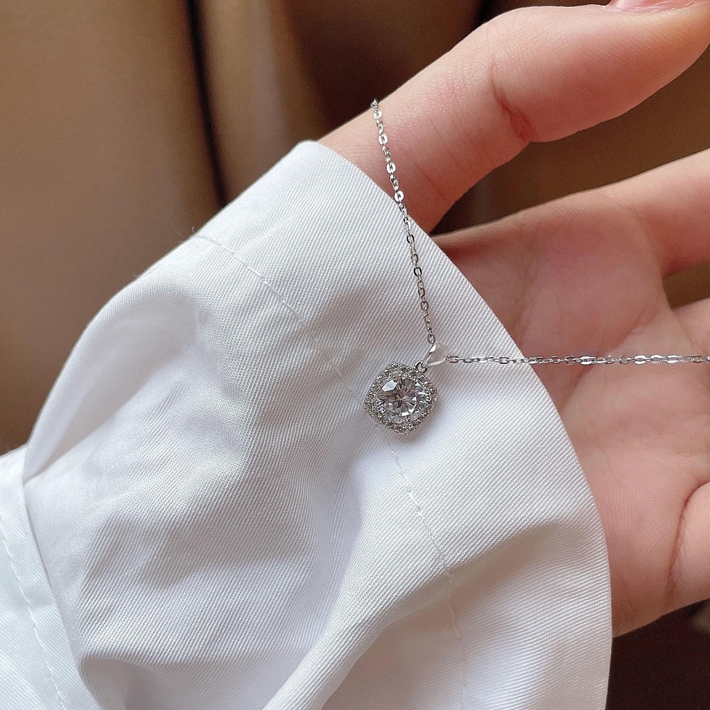 Dây Chuyền Mặt Vuông Đính Đá Phong Cách Hàn Quốc Sang Trọng