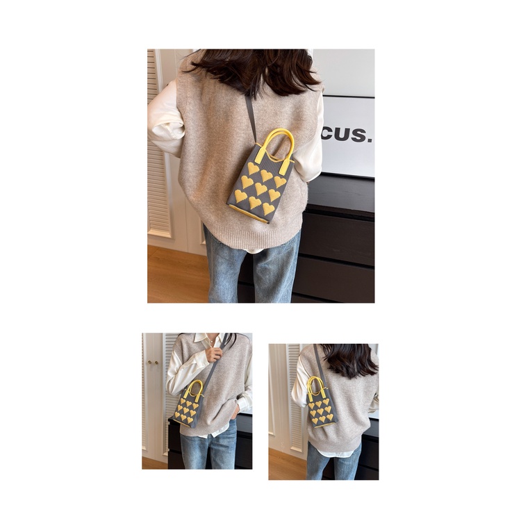 Túi Đeo Vai Đan Len Nhỏ Xinh Màu Sắc Tương Phản Thời Trang Mùa Hè 2023