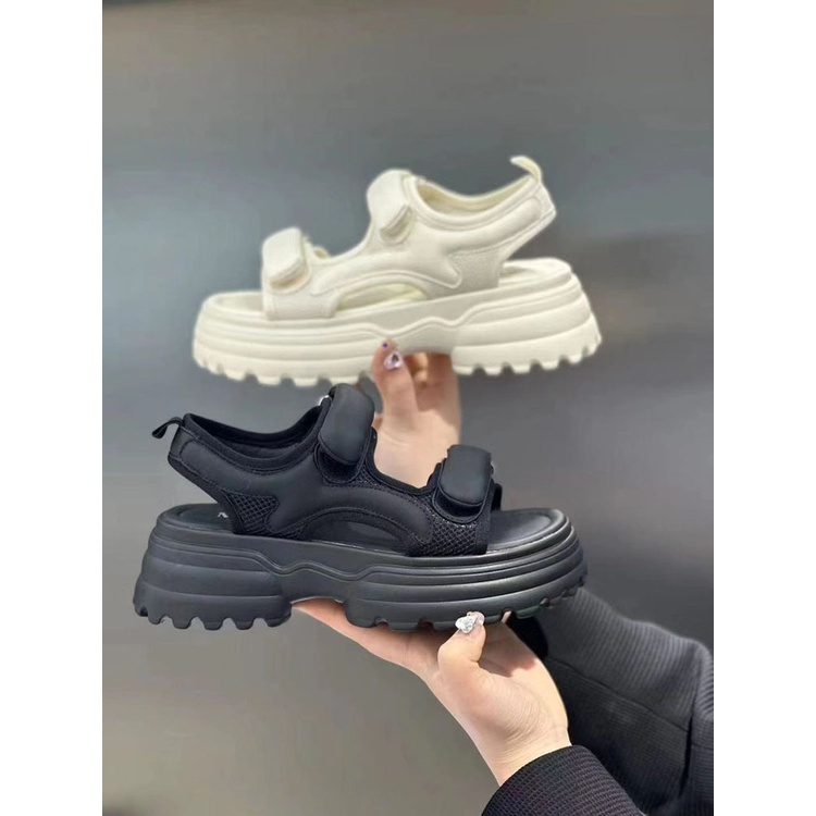 Xăng đan Đế Dày Có Khóa Dán Thời Trang Đi Biển Cá Tính Cho Nữ