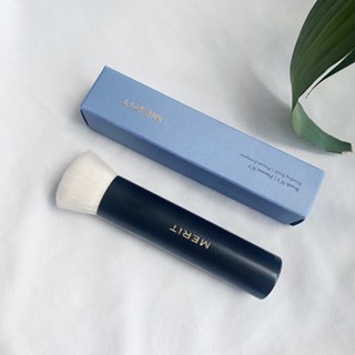  Cọ Trang Điểm Nền MERIT Số 1 Chuyên Dụng 