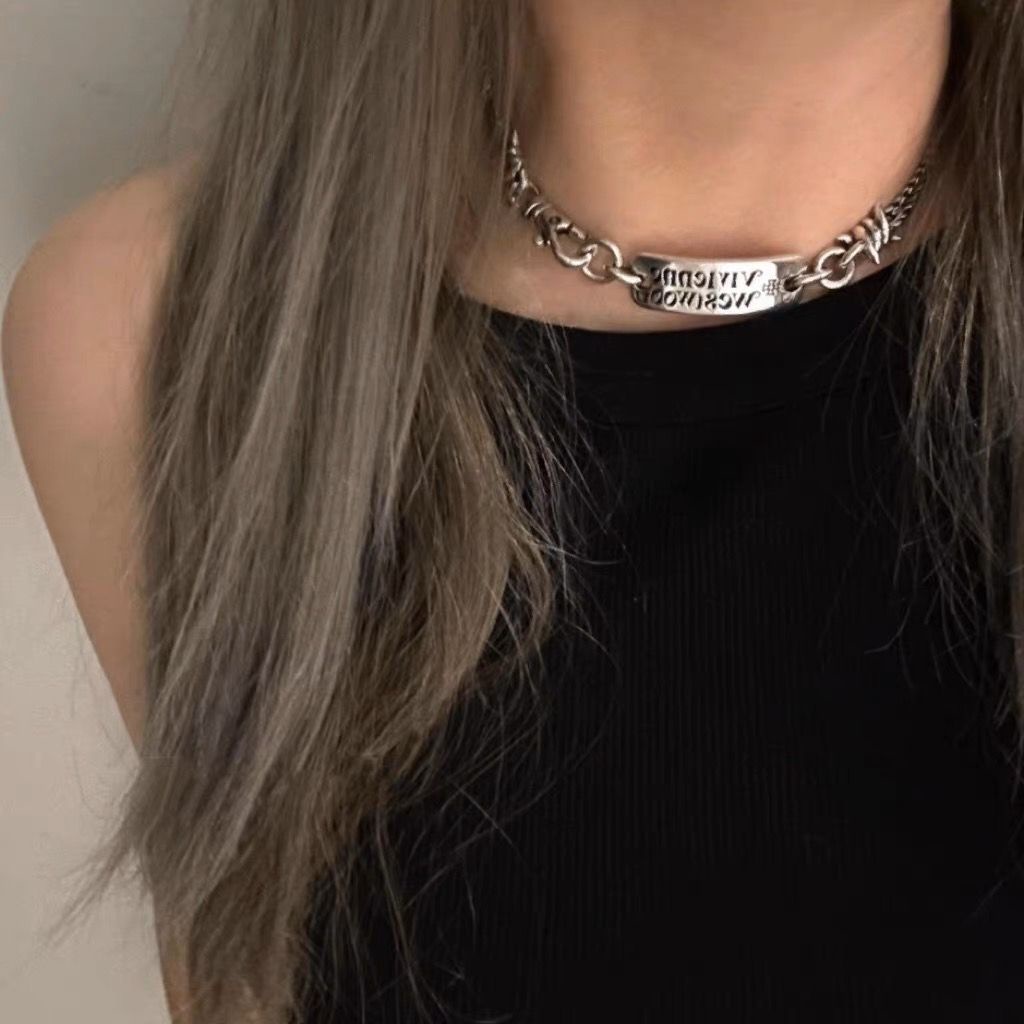 Vivienne Westwood Vòng Cổ choker Dây Thừng Mặt Vuông Thương Hiệu Queen Si Saturn Phong Cách Punk Dành Cho Nữ