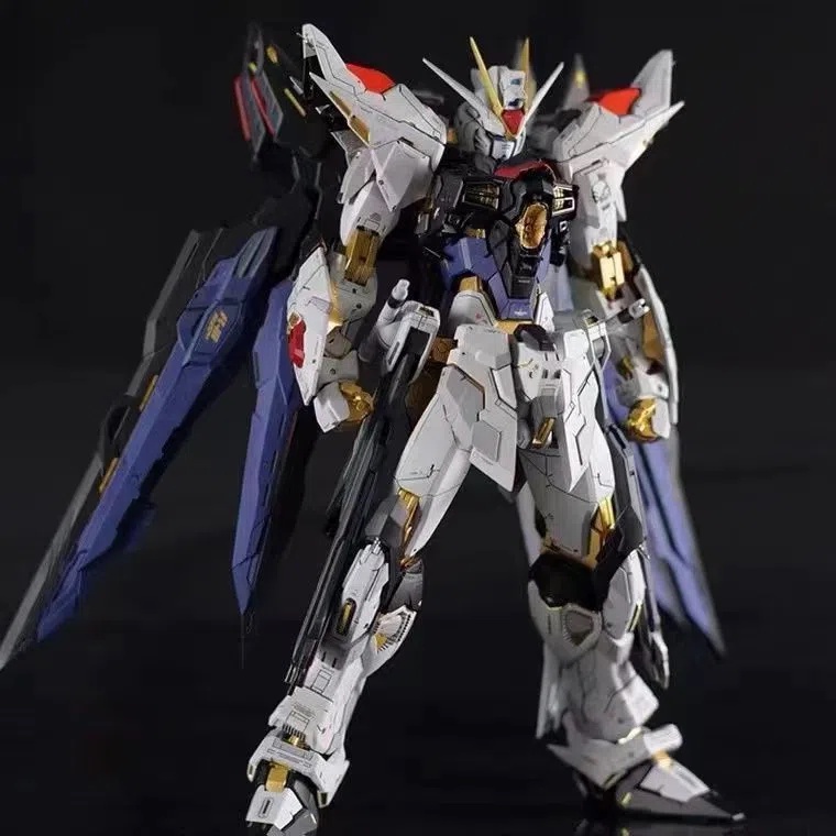 Mô Hình Lắp Ráp Gundam Taipan Gundam Red Heresy Free Strike 00 Destiny