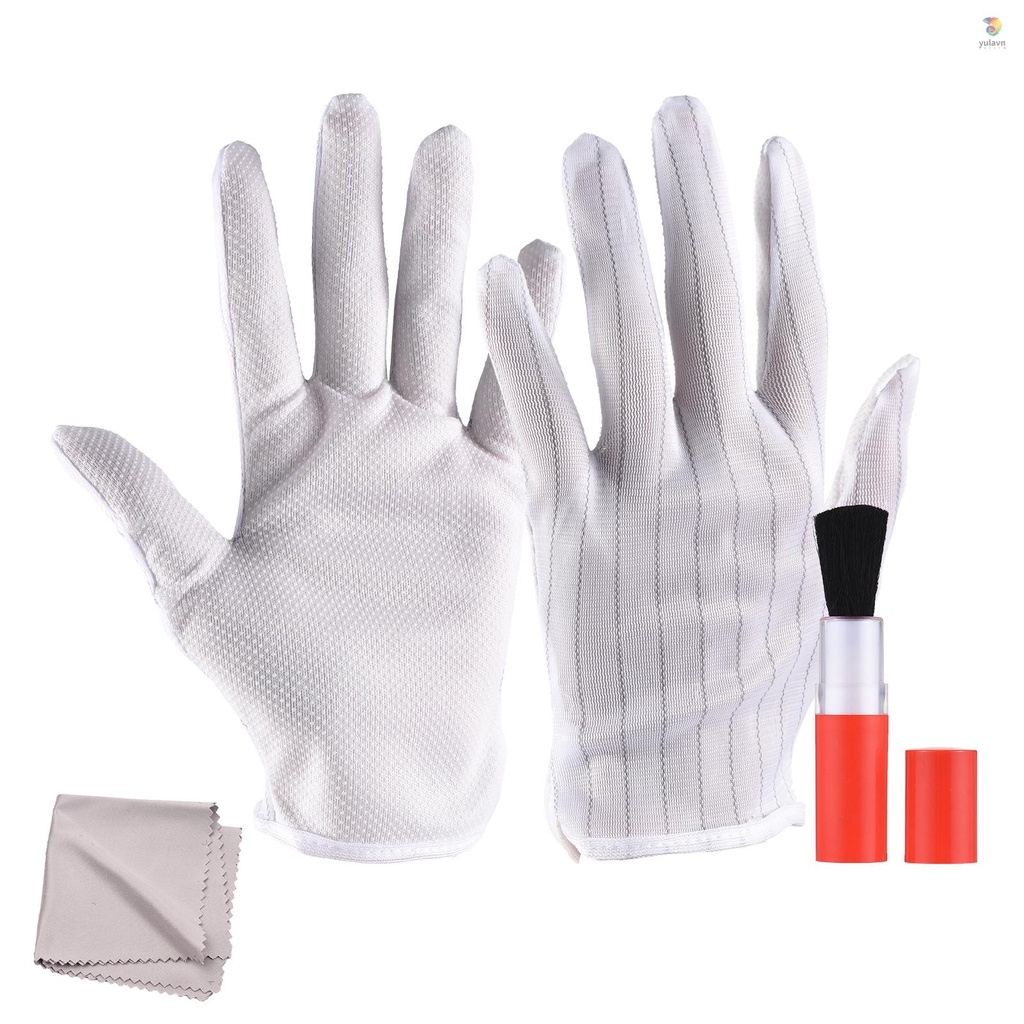 Bộ Dụng Cụ Vệ Sinh Máy Ảnh 3 Trong 1 Gồm Găng Tay Chống Tĩnh Điện + 1 Bàn Chải Làm Sạch + 1 Khăn Lau Cho DSLR