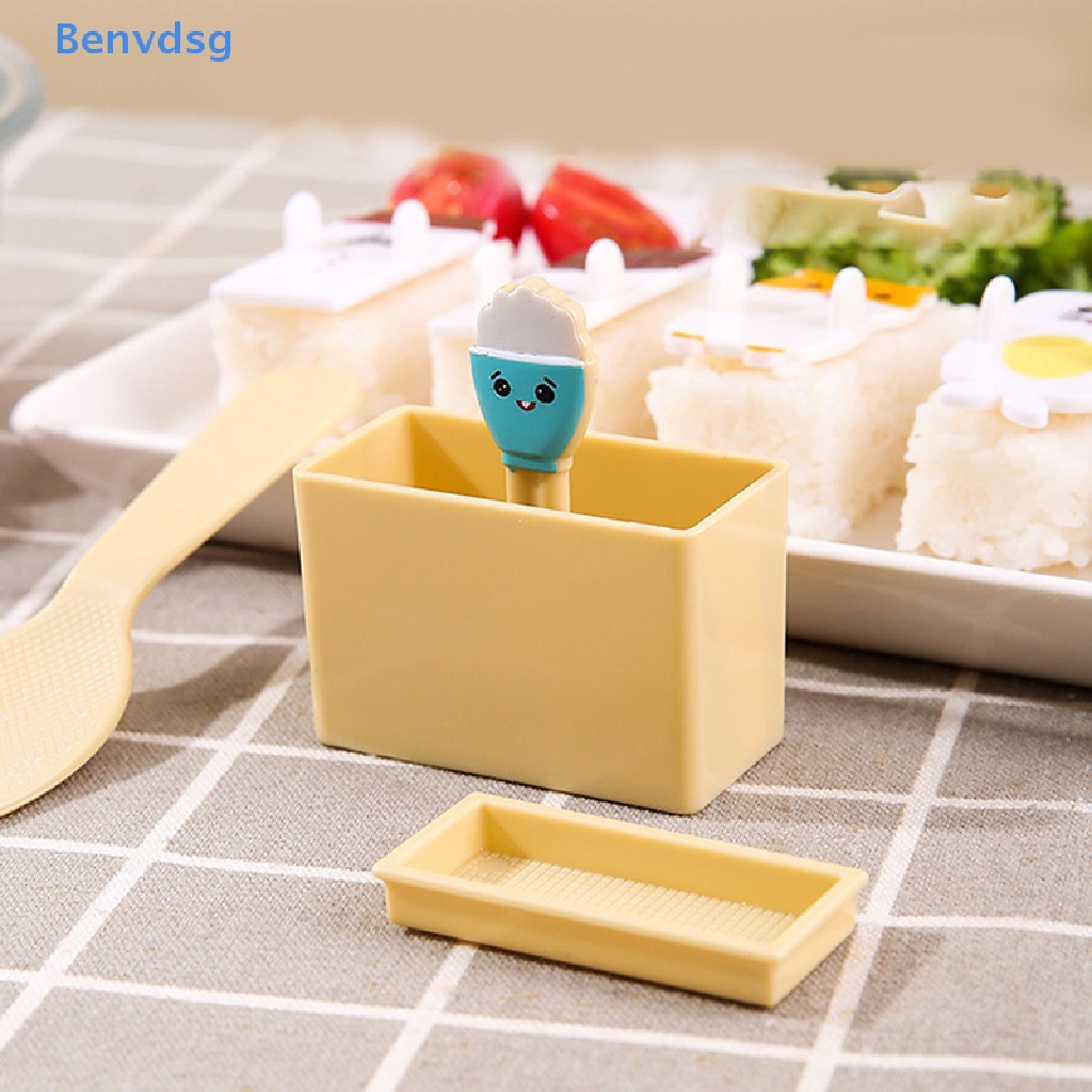 1 Set Khuôn Làm Sushi Chống Dính Hình Khối Nhỏ Kèm Muỗng Tiện Dụng DIY
