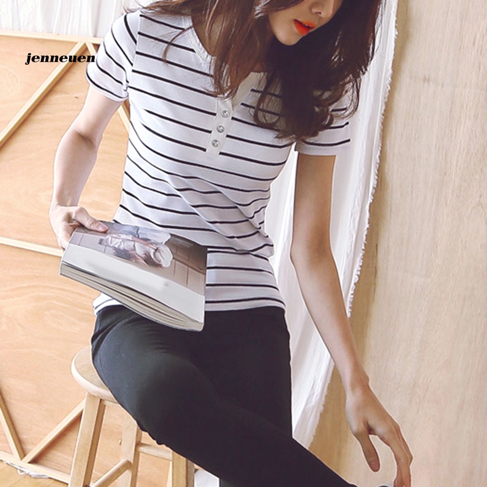 Áo Thun Cotton Cổ Chữ V Tay Ngắn Dáng Ôm Họa Tiết Kẻ Sọc Phối Nút Dành Cho Nữ