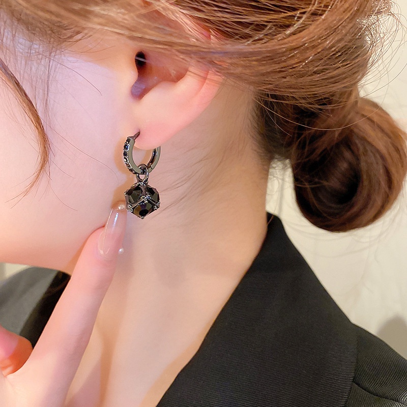 Bông Tai Màu Đen Phong Cách Pháp Thời Trang Cao Cấp 2023