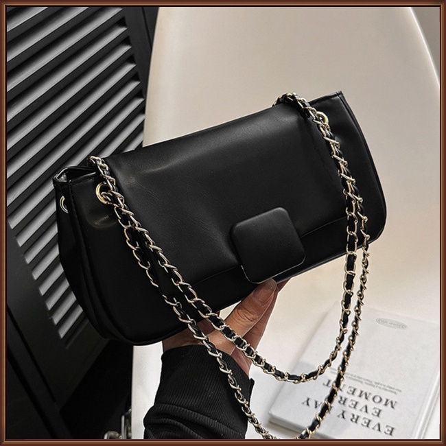 Túi Đeo Chéo Da Pu Màu Trơn Phối Dây Xích Thời Trang Cho Nữ