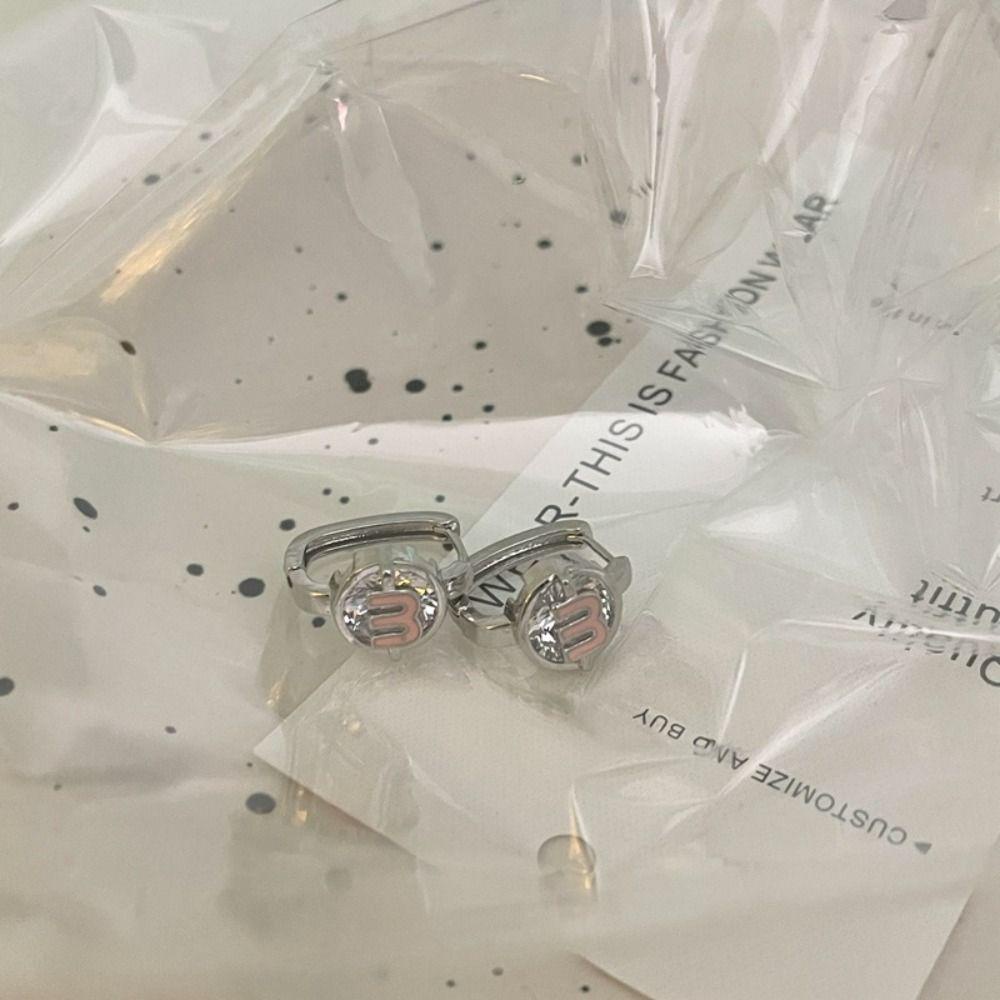 Khuyên Tai Hình Khối Chữ M Tráng Men Độc Đáo Phong Cách Vintage Thanh Lịch