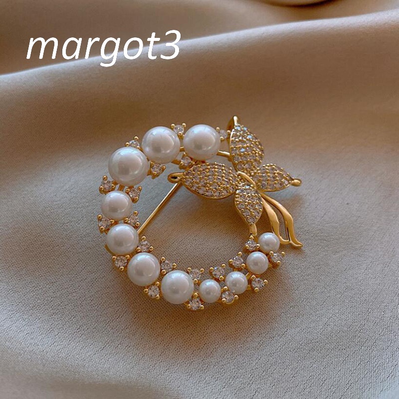 Ghim Cài Áo Hình Bướm Đính Ngọc Trai Tròn Sang Trọng Phong Cách Hàn Quốc Cho Nữ